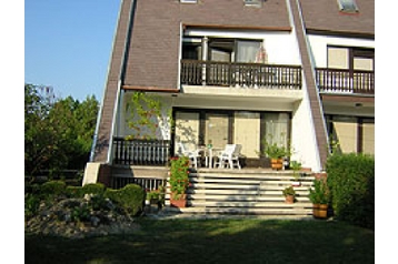 Ungārija Privát Keszthely, Eksterjers